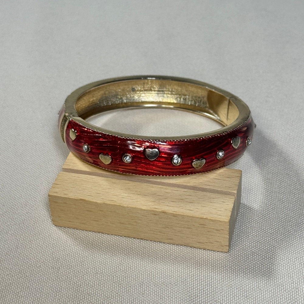 Red Enamel Heart Rhinestone Hinged Bangle‎ Bracelet Gold Tone Date Night Love